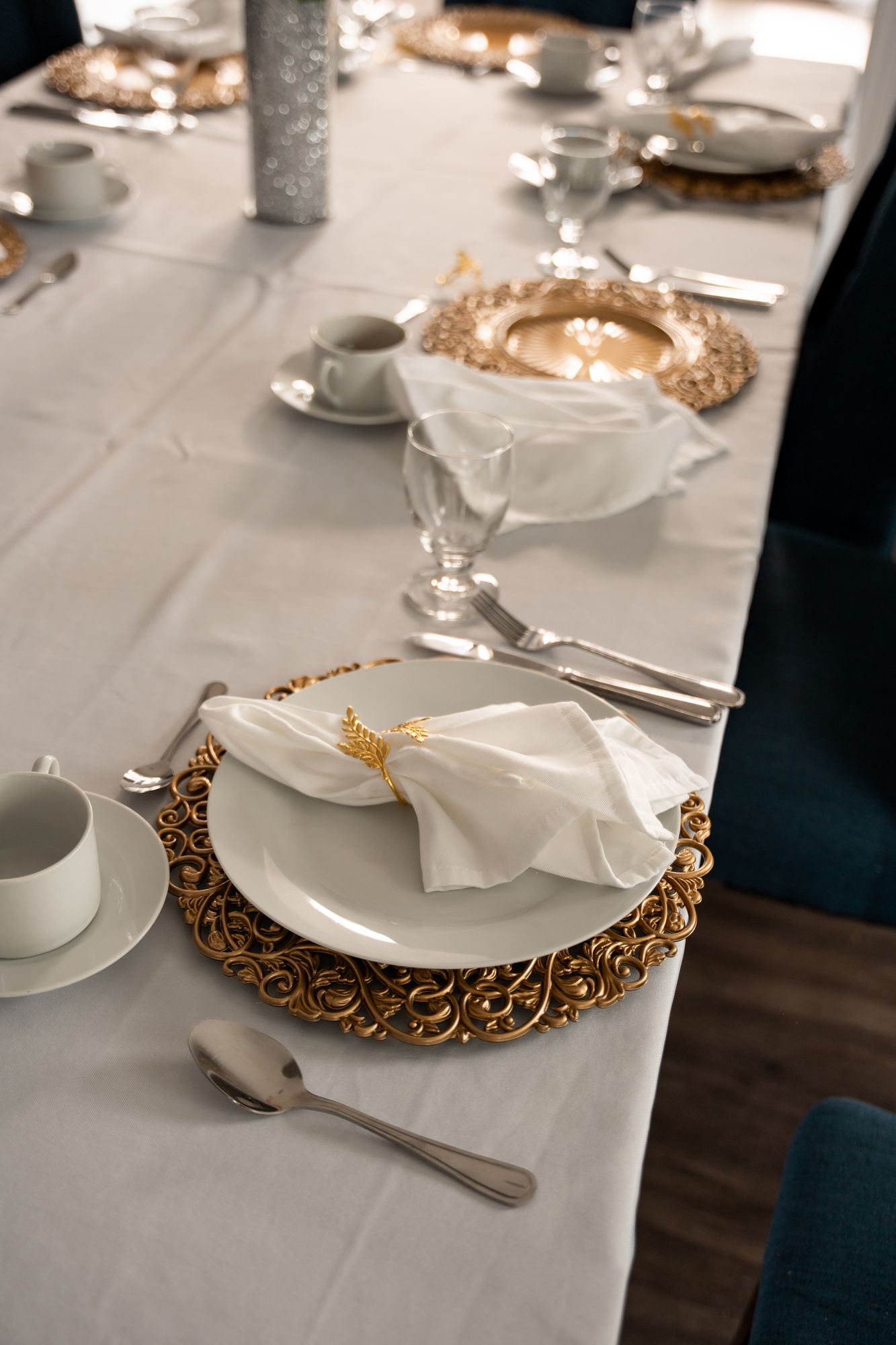 Private chef dinner table